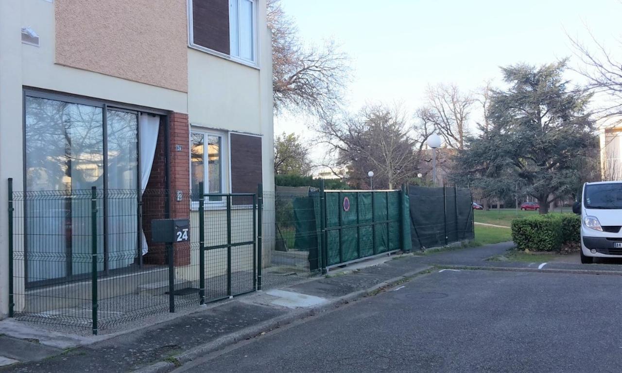 Chambre 1 Personne Et Studio 1 Personne Avec Entree Libre Et Salle De Bain Privee Hotel Colomiers Kültér fotó